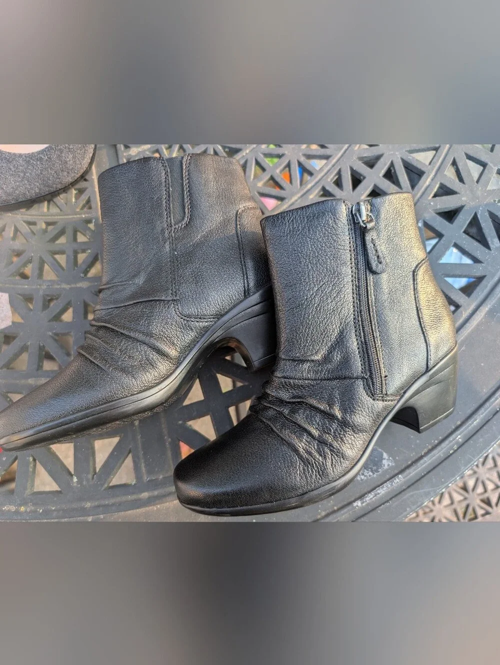 Clarks Women's Boots Size 5
